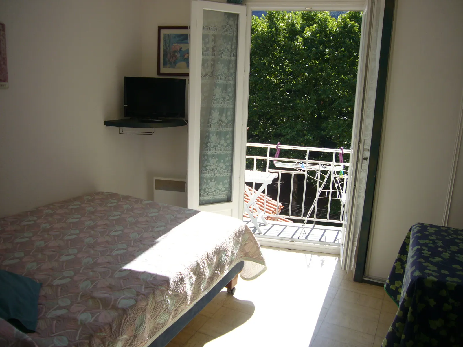 Balcon du Studio N°M3, meublés Daviaud à Amélie les bains